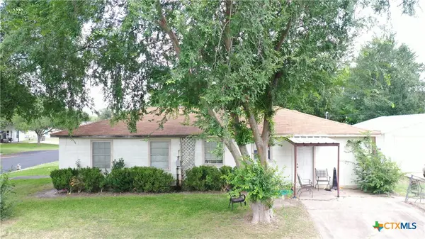 701 E Hiller Street, Victoria, TX 77901