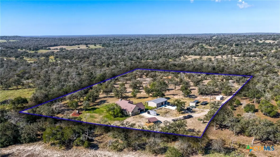 1211 Copperhead Road, Seguin, TX 78155 - #1