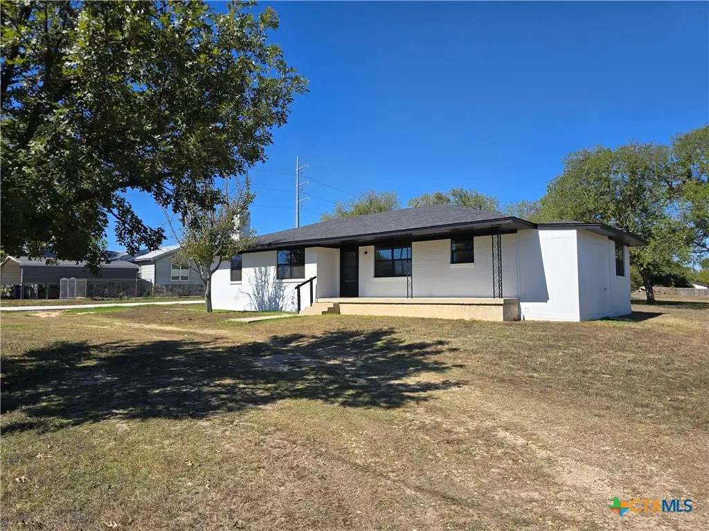 208 Clarence Road, Temple, TX 76501 - #1