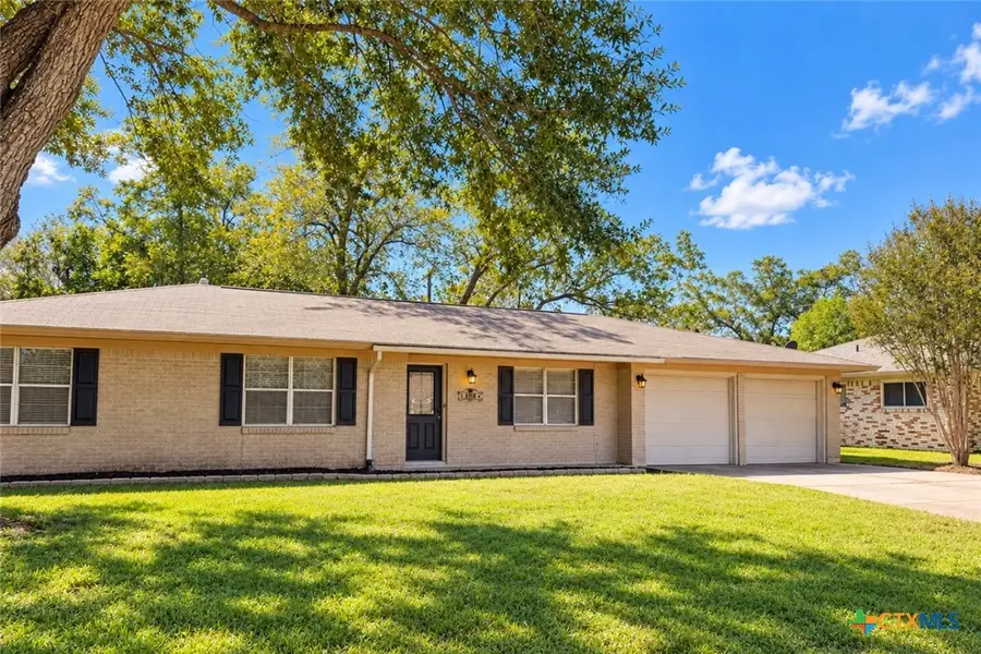 508 Suzanne Street, Edna, TX 77957 - #2