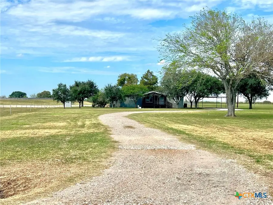 342 County Road 412, Edna, TX 77957 - #2