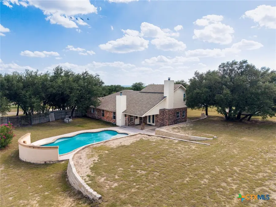 812 Taylor Creek Road, Copperas Cove, TX 76522 - #2