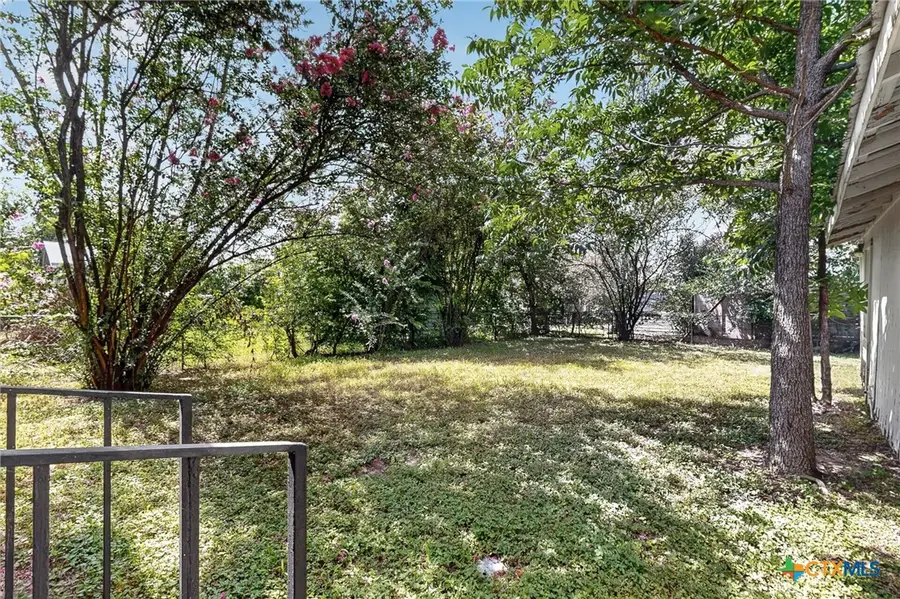 4703 Leslie Avenue, Austin, TX 78721 - #2