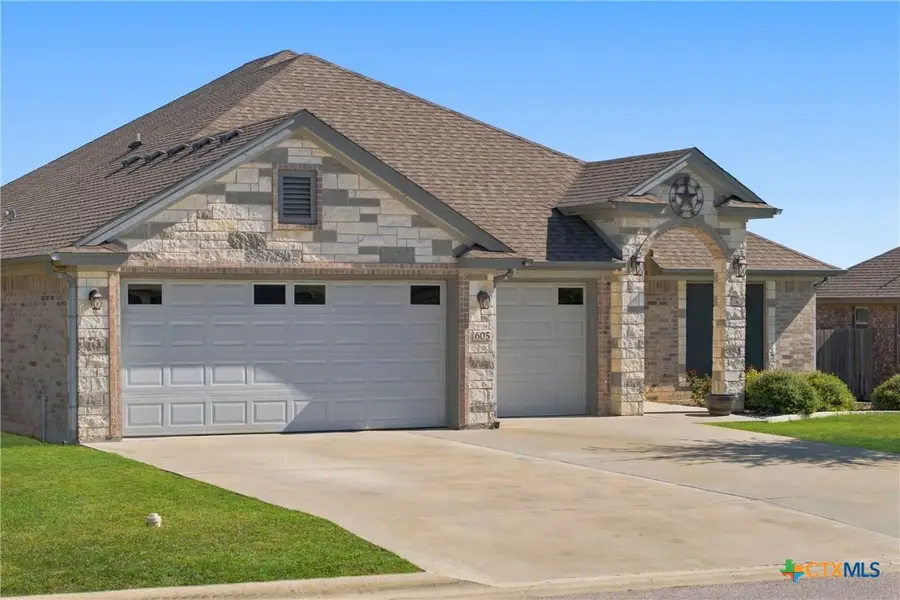 605 Willow Drive, Troy, TX 76579 - #3