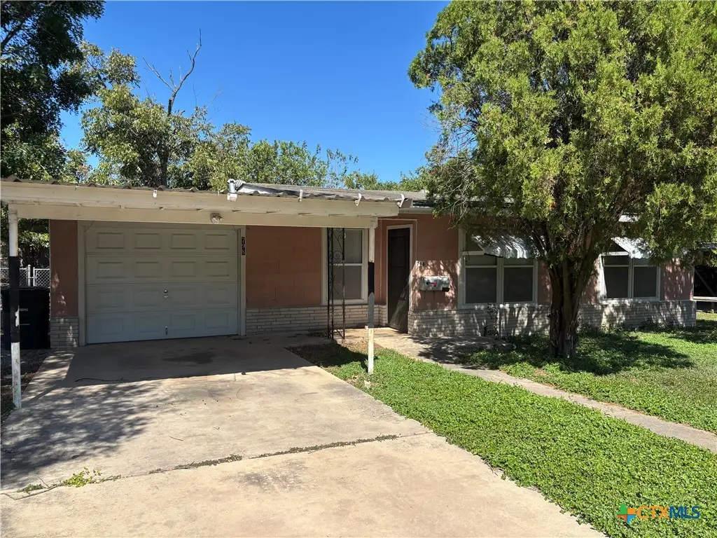 798 W Merriweather Street, New Braunfels, TX 78130 - #1