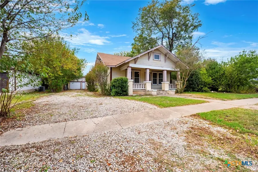 413 Fowzer Street, Taylor, TX 76574 - #2