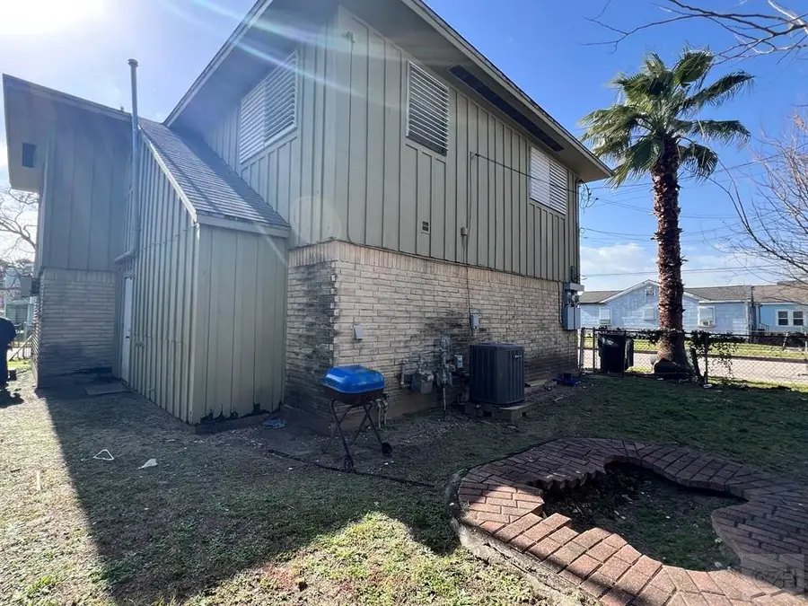 2226 51st Street, Galveston, TX 77551 - #3