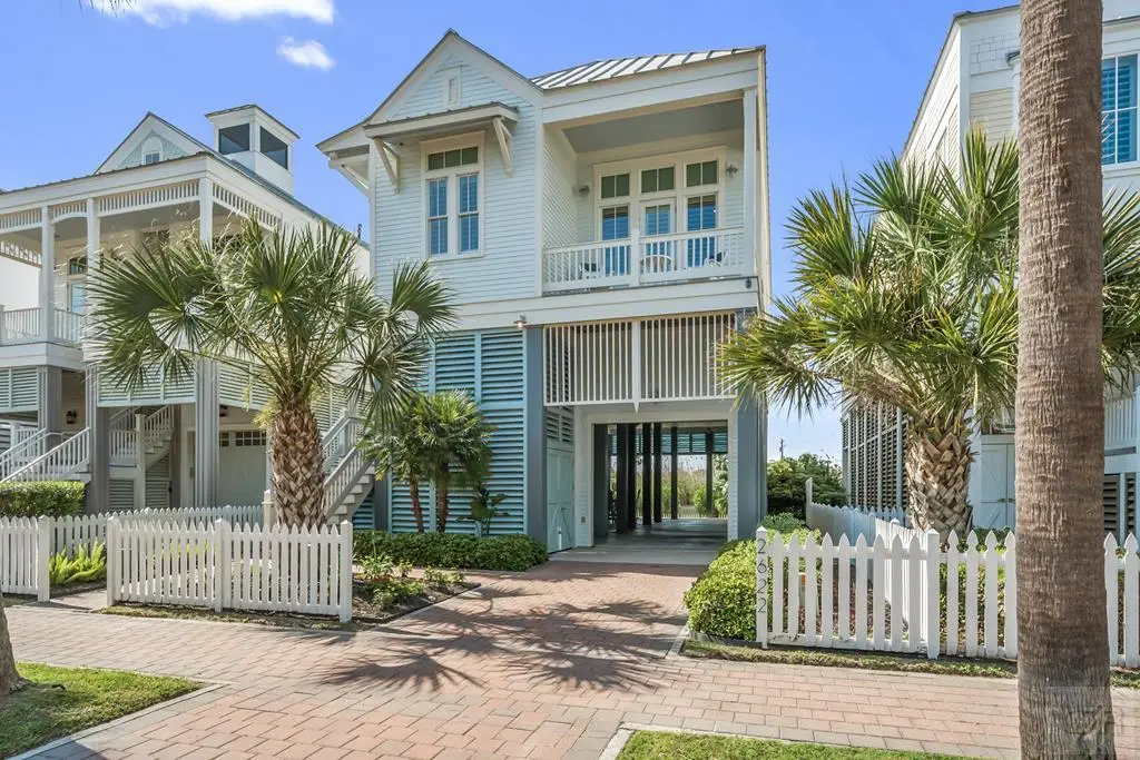 2622 E Seaside Drive, Galveston, TX 77550 - #1