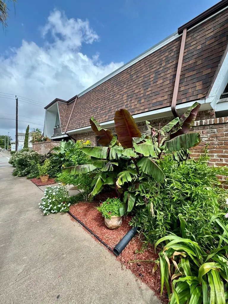 1726 Broadway Street #A2, Galveston, TX 77550 - #3