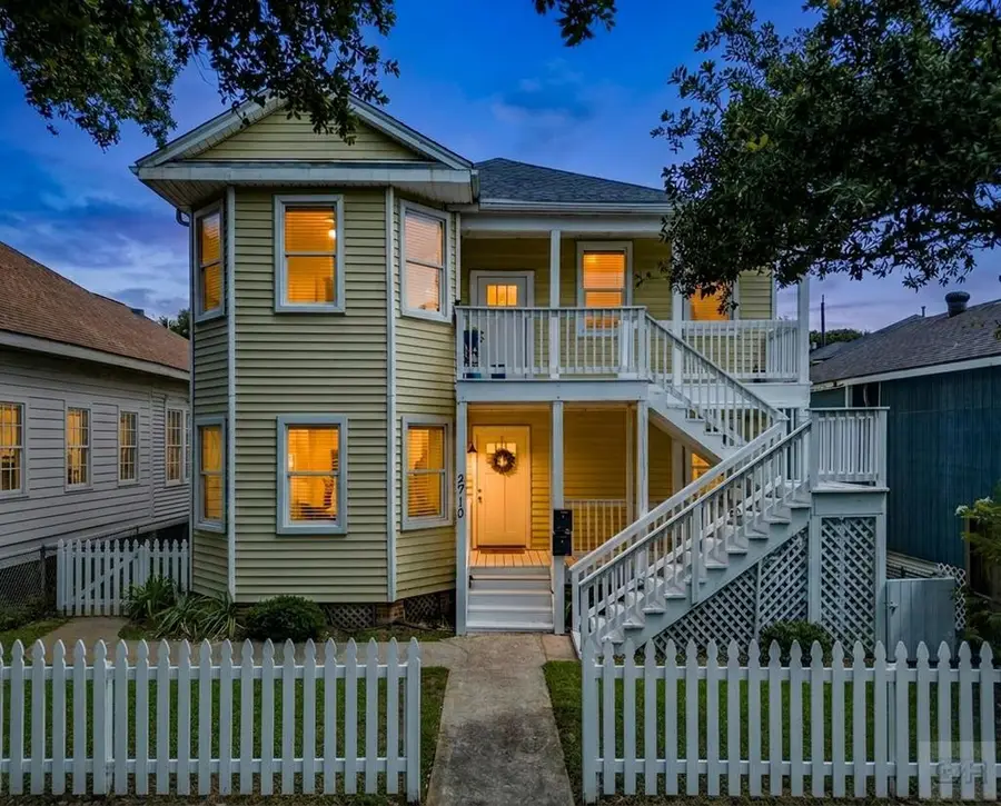 2710 Ave P 1/2, Galveston, TX 77550 - #2