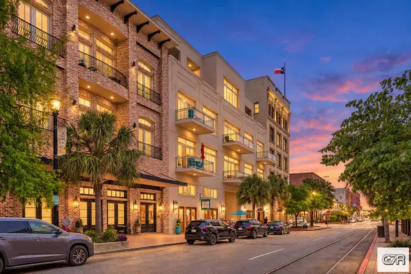 2208 Postoffice Street #302, Galveston, TX 77550