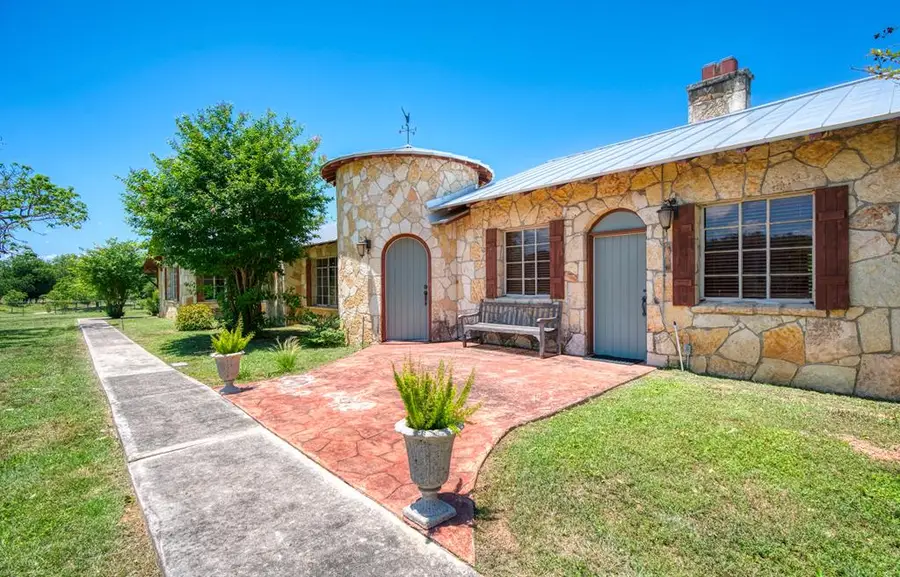 5322 N State Hwy 16, Bandera, TX 78003 - #2