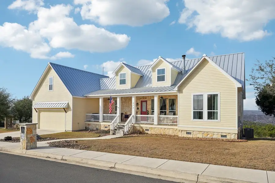 217 Yorktown Blvd., Kerrville, TX 78028 - Image #2