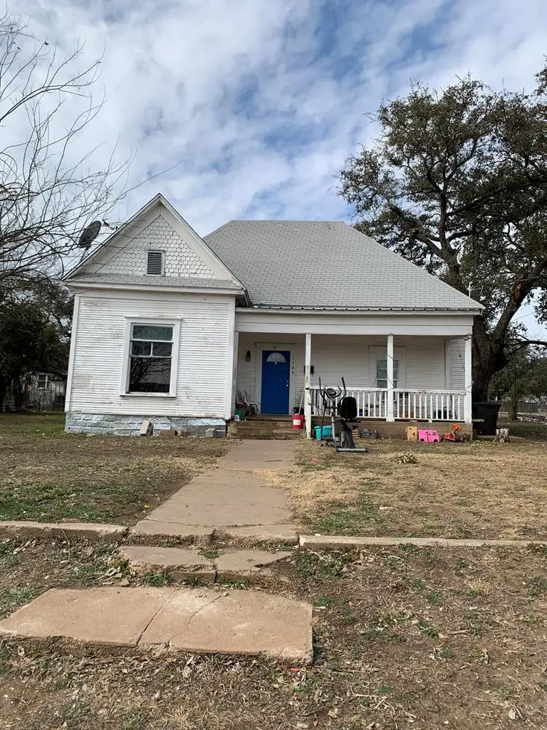 1104 S Pecan St, Brady, TX 76825 - #2