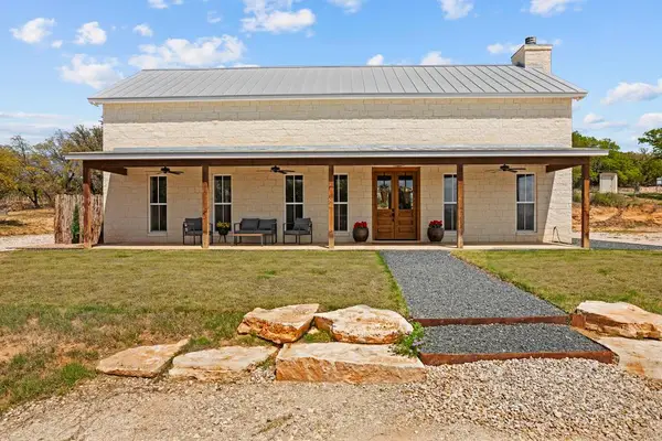 792 Langes Mill Rd, Doss, TX 78618