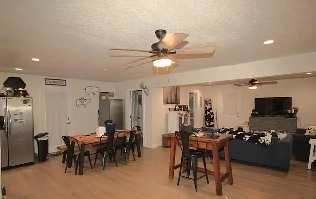 105 E Kathleen Dr., Kerrville, TX 78028 - #3