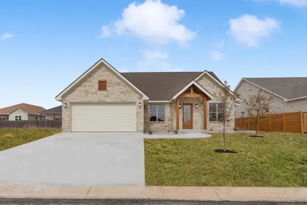 114 Madrona Lane, Fredericksburg, TX 78624