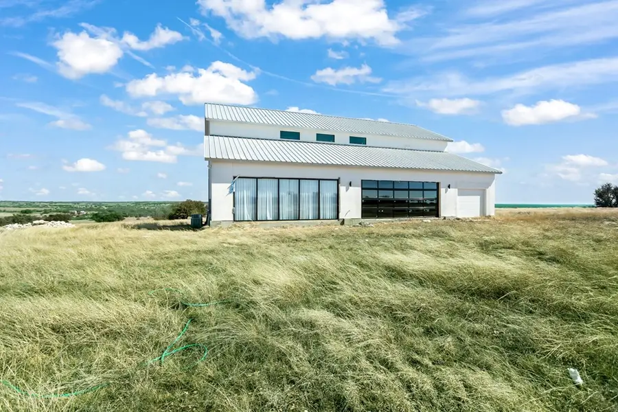 300 W Junker Hill Dr, Fredericksburg, TX 78624 - #3