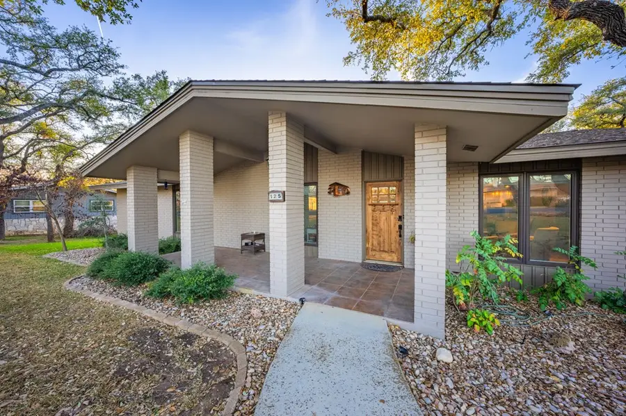 125 Ridgewood Dr, Fredericksburg, TX 78624 - #2