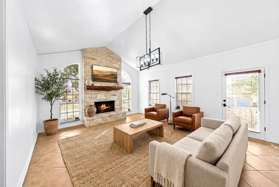 144 E St Andrews Loop, Kerrville, TX 78028 - #2