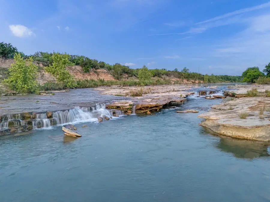 255 Vista Ridge Dr, Junction, TX 76849 - #2