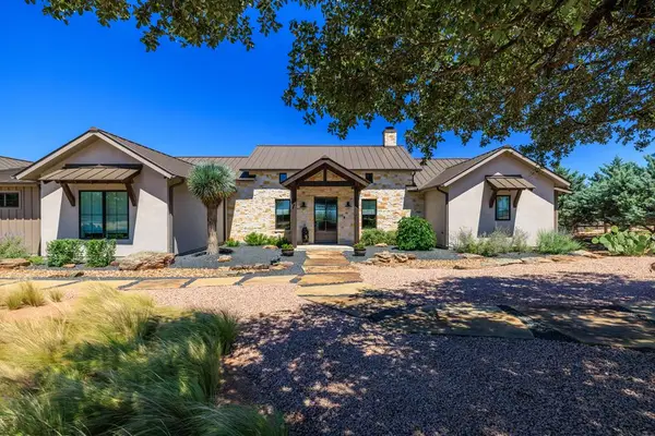220 N Spies Ridge Dr., Fredericksburg, TX 78624