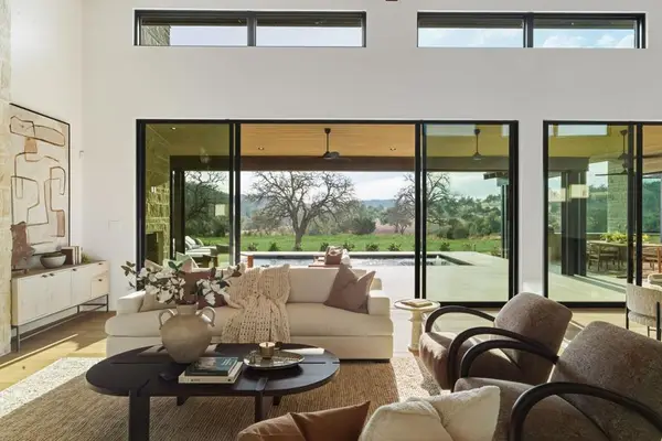 82 Presidio Ridge Dr, Fredericksburg, TX 78624