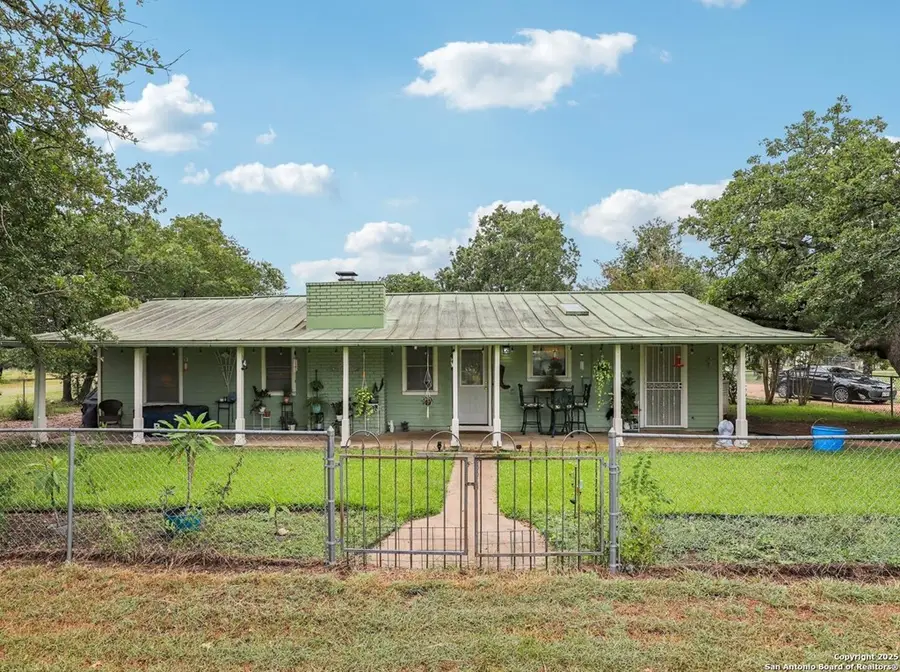 721 Rocky Creek Rd, Harper, TX 78631 - #2