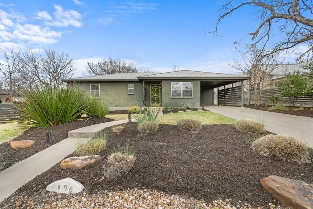 406 E College St, Fredericksburg, TX 78624 - #1