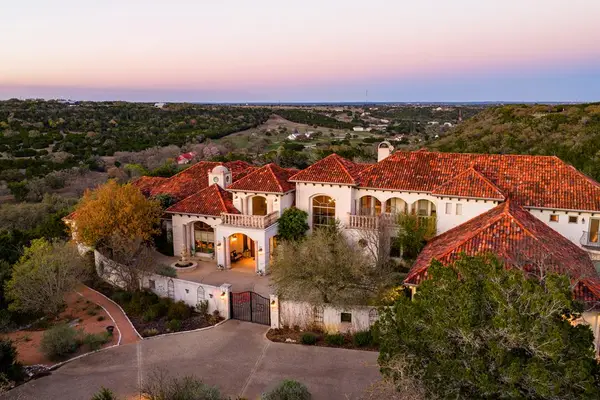 2121 Landmark Lane, Kerrville, TX 78028