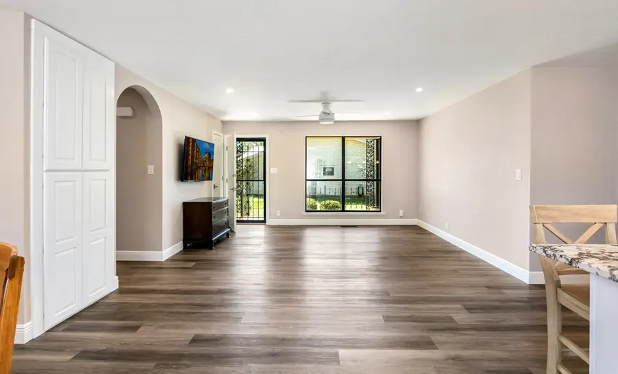 1014 Avenue B, Fredericksburg, TX 78624 - #2