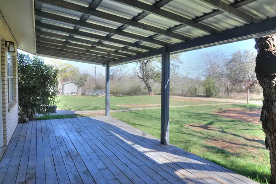 211 Forest Trail Dr, Fredericksburg, TX 78624 - #2