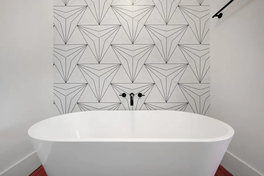 202 S Cherry St, Fredericksburg, TX 78624 - #2