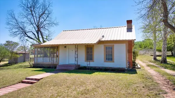 205 E Rainey, Mason, TX 76856