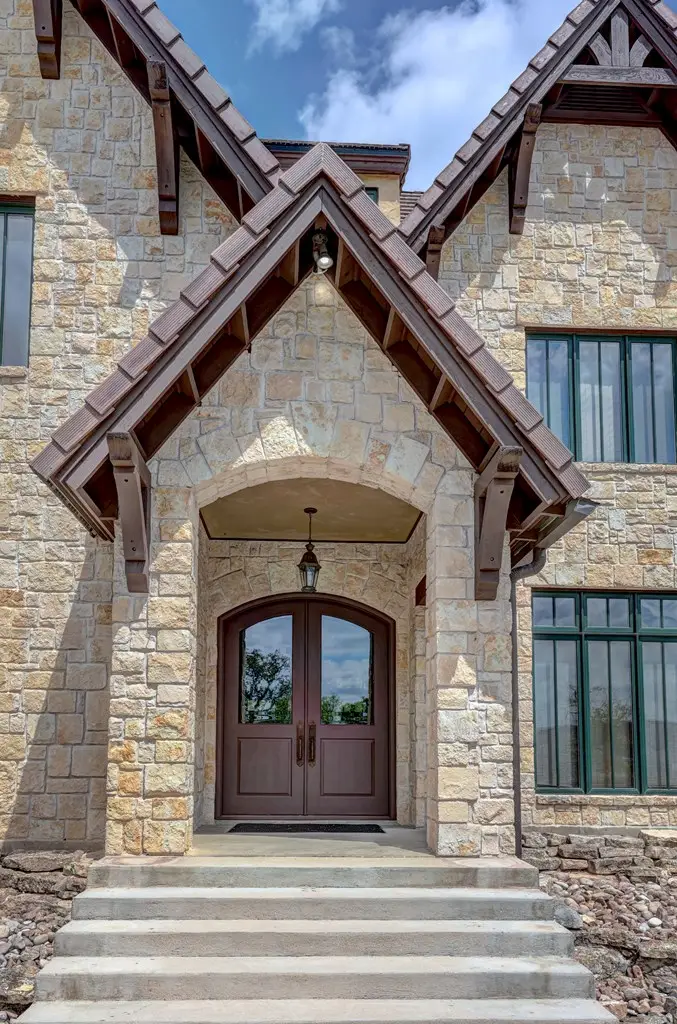 1104 Lois St, Kerrville, TX 78028 - #3