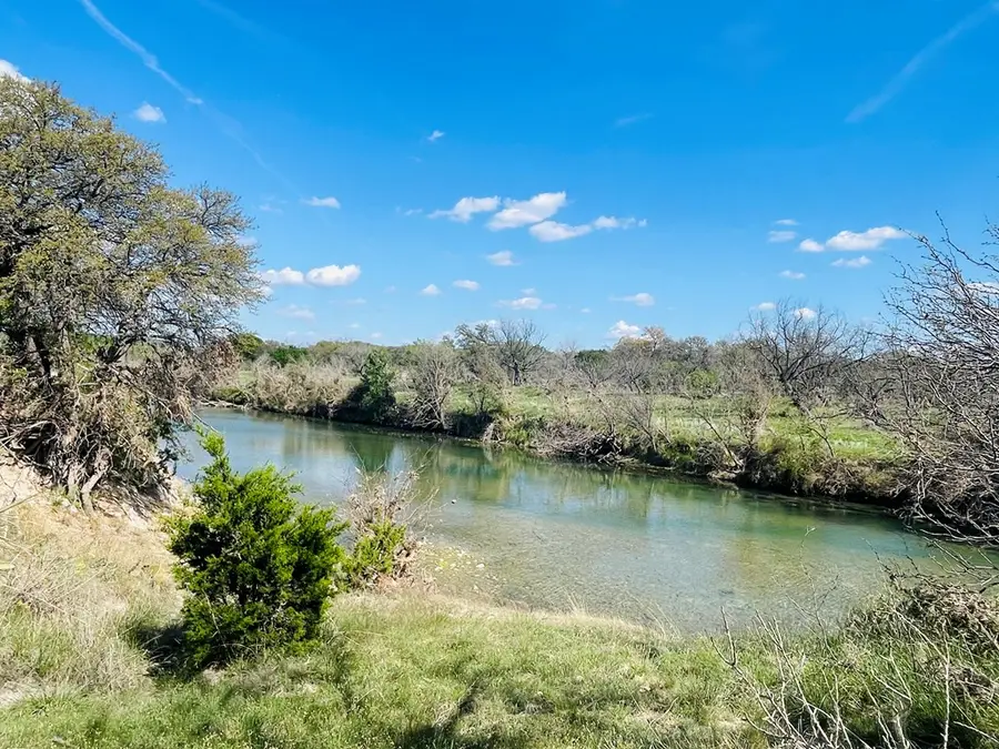 5250 Driftwood Dr, Junction, TX 76849 - #3