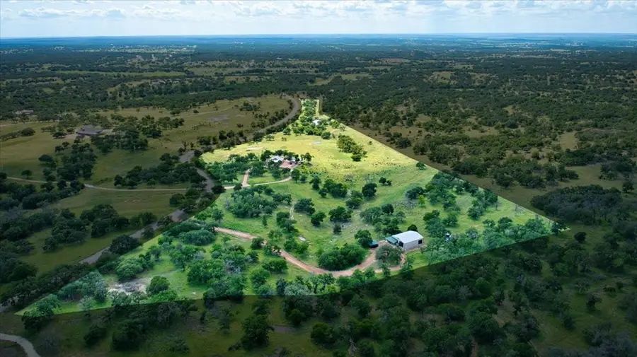 1411 Grape Creek Rd, Fredericksburg, TX 78624 - #2