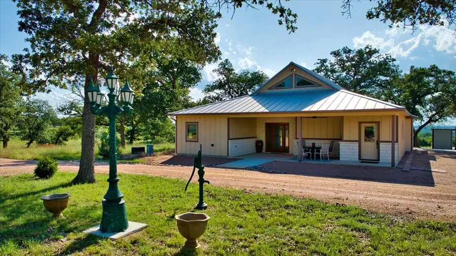 1411 Grape Creek Rd, Fredericksburg, TX 78624 - #3