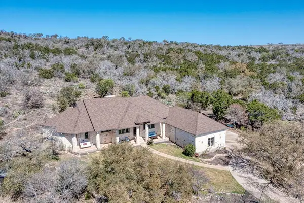 330 S Juniper Trail, Kingsland, TX 78639