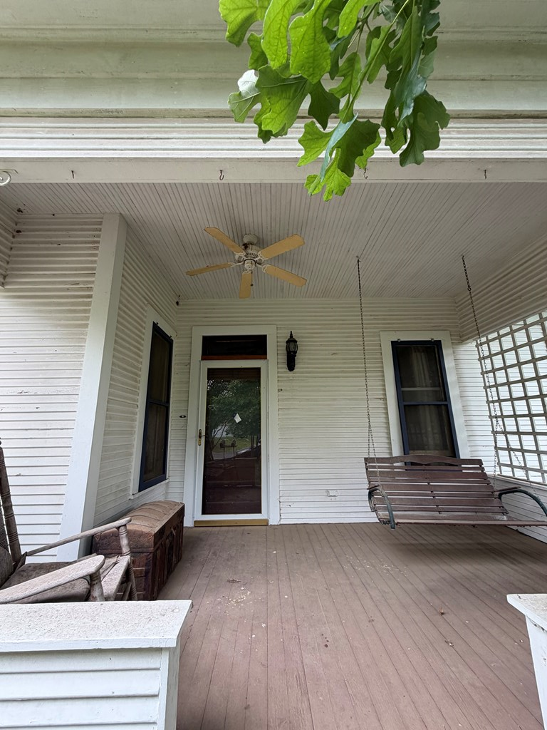 307 Fulton St, Fredericksburg, TX 78624 - #2