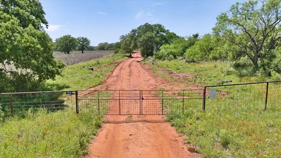 3676 Red Ln, Mason, TX 76856 - #3