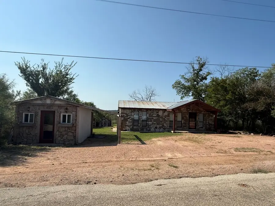1385 Old Mill Creek Rd, Mason, TX 76856 - #2