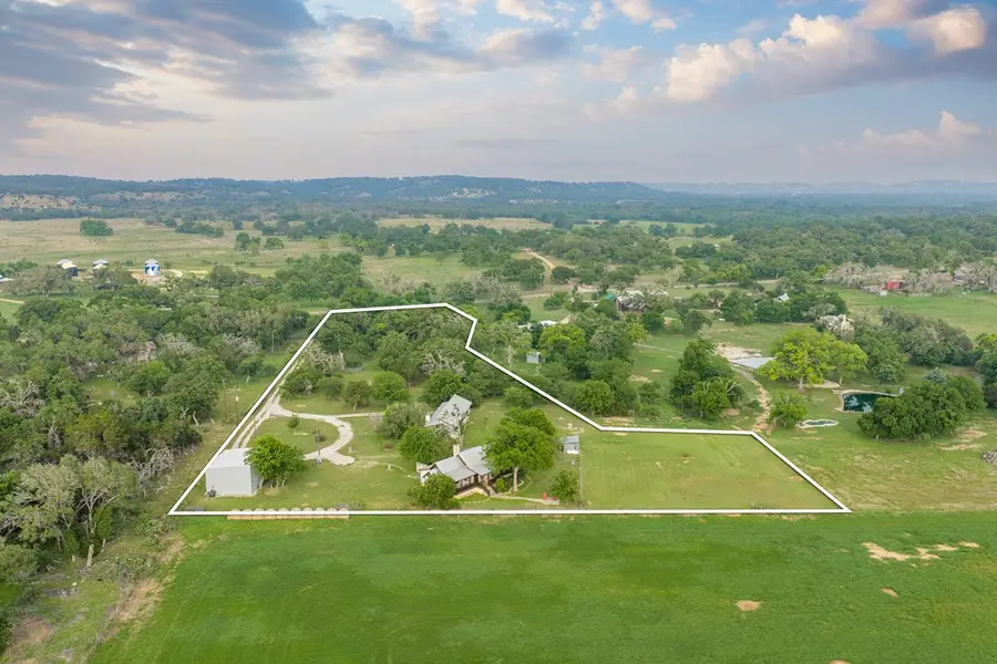 514 Knopp School Rd, Fredericksburg, TX 78624 - #2