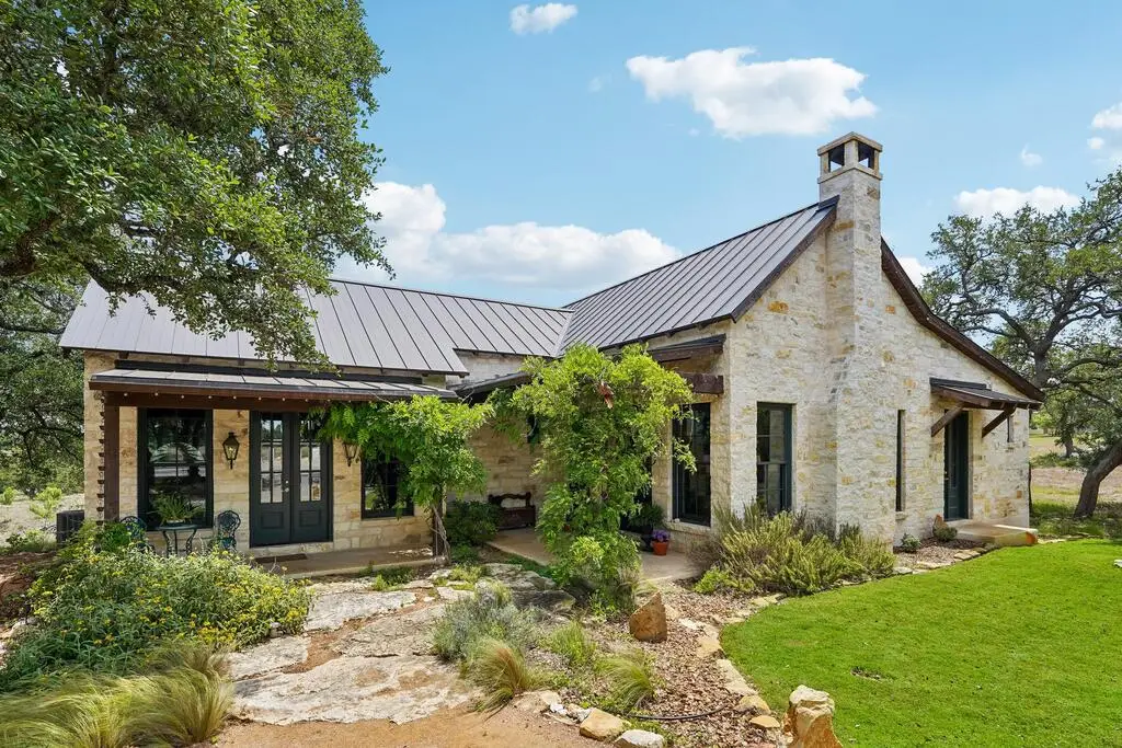 162 Flowering Sage Ln, Fredericksburg, TX 78624 - #1