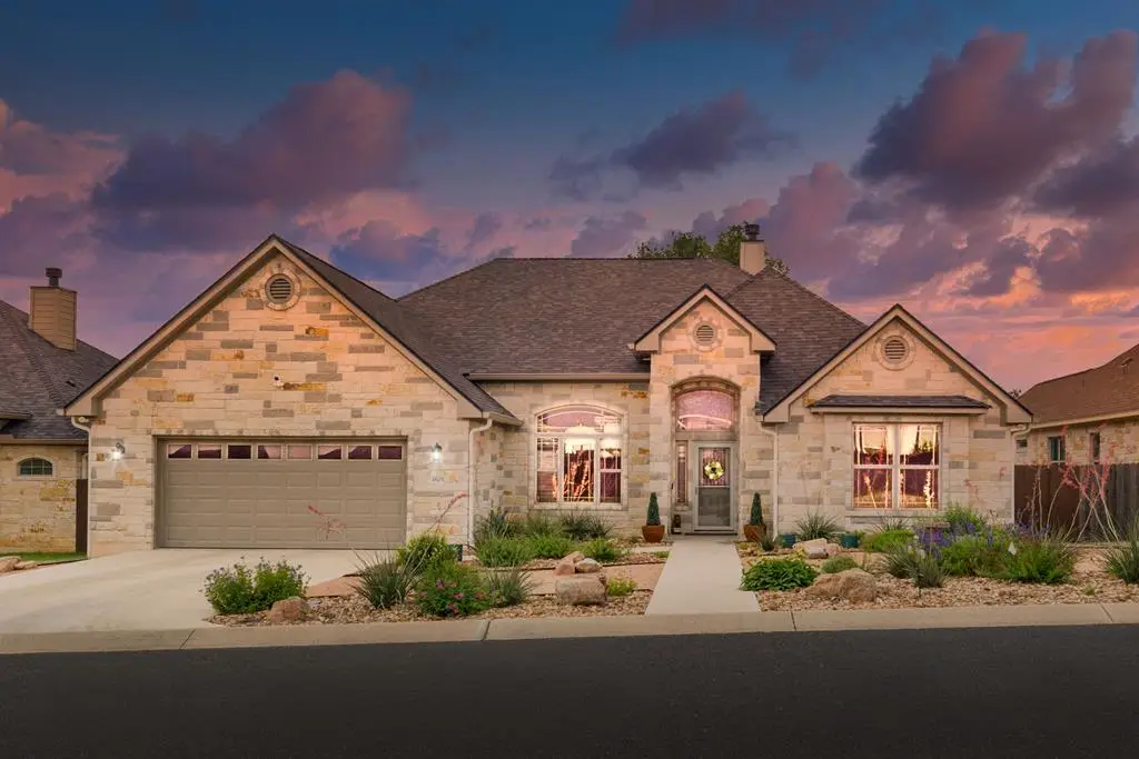 1605 Timberwood Dr, Fredericksburg, TX 78624 - #1
