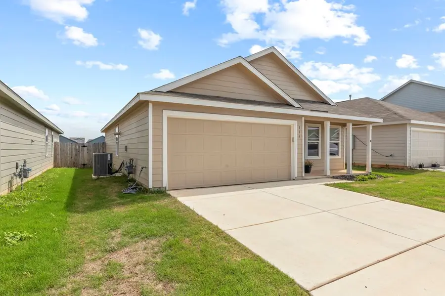 114 Aidan Trl, Fredericksburg, TX 78624 - #3