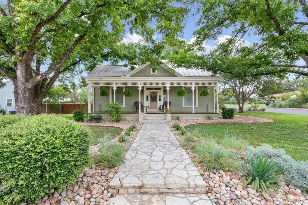 312 E College St, Fredericksburg, TX 78624 - #1