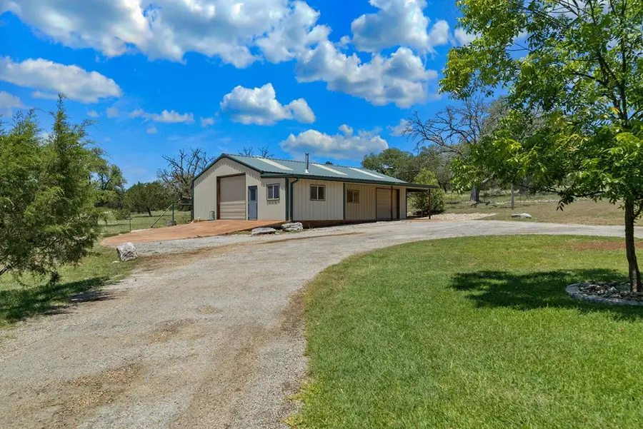 722 W Lacey Oak Pkwy, Harper, TX 78631 - #3