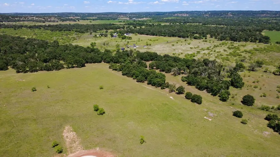 10 Baj Ln, Fredericksburg, TX 78624 - #2