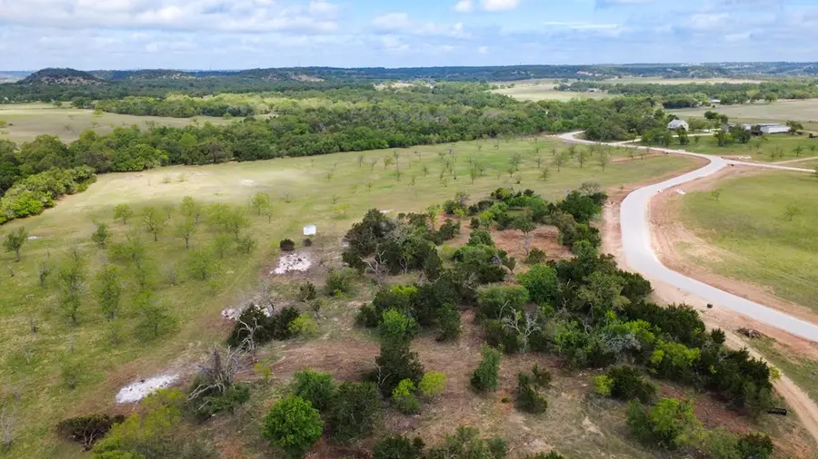 11 Baj Ln, Fredericksburg, TX 78624 - #2